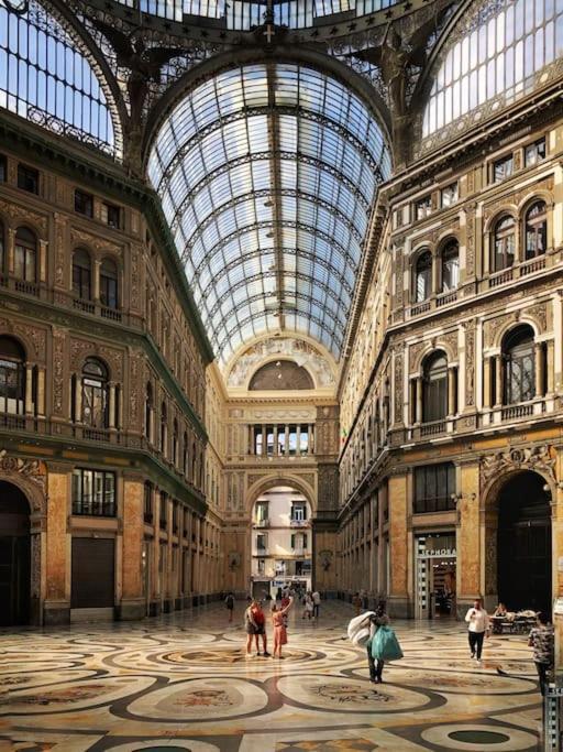 Shining Next To Galleria Umberto Appartement